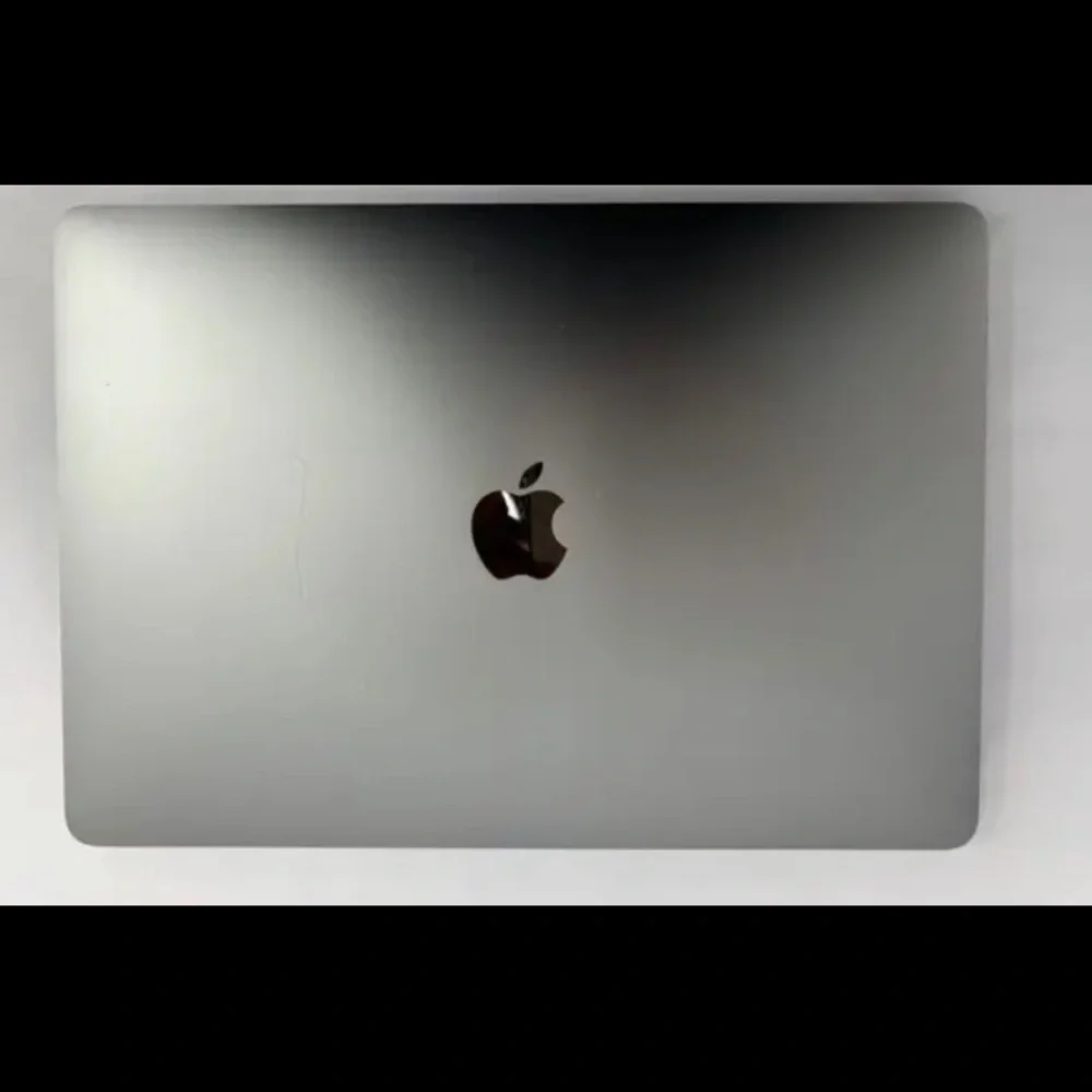 MacBook Pro - Picture 2 of 2